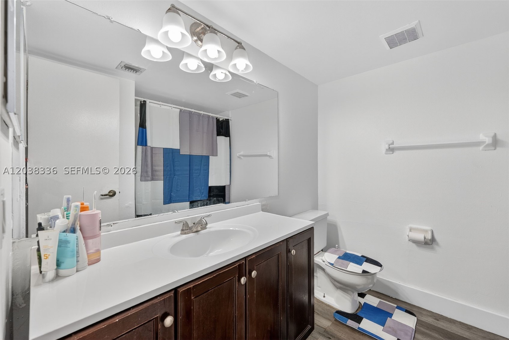 OAKLAND FOREST CLUB CONDO - Residential