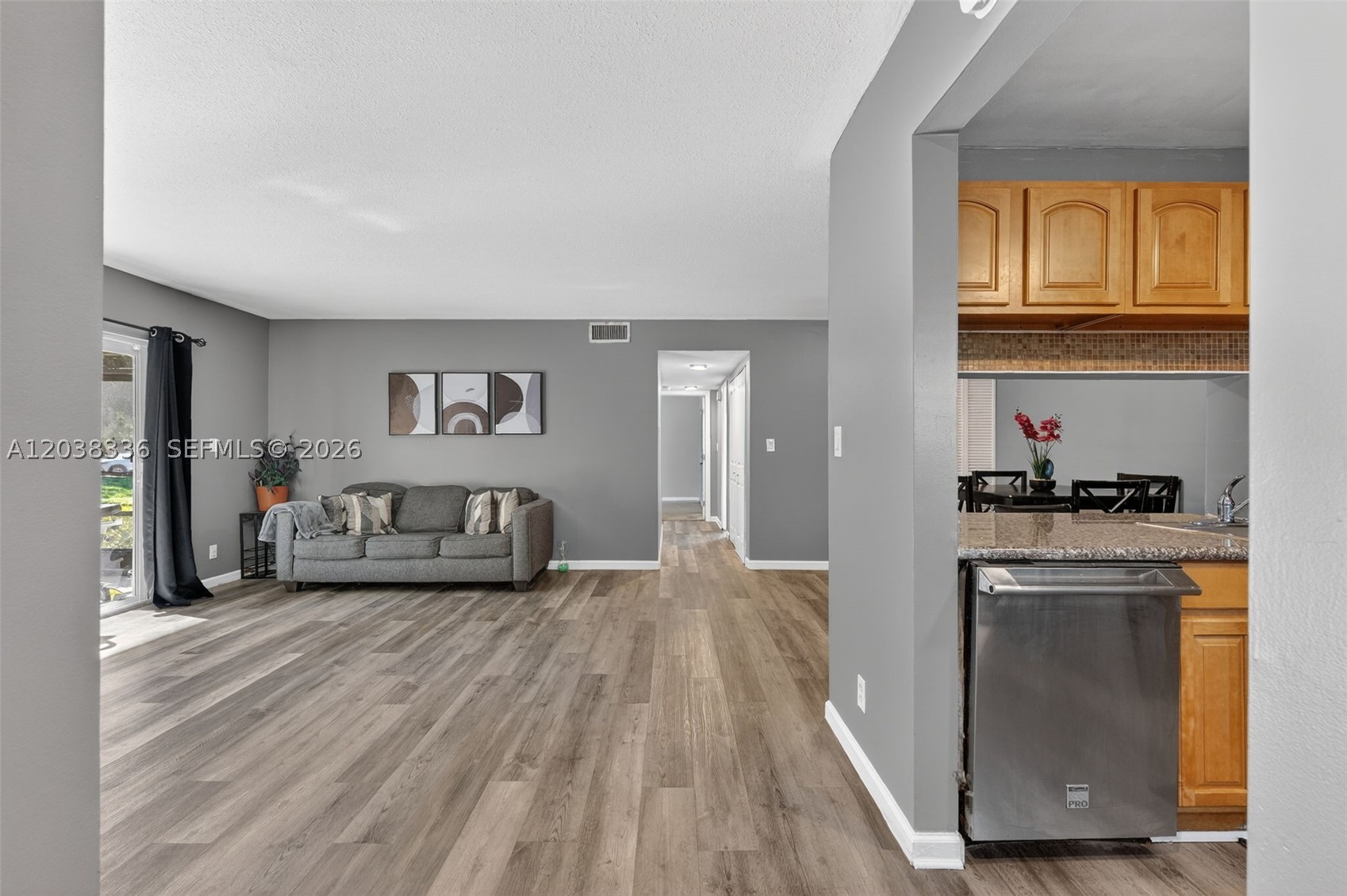 OAKLAND FOREST CLUB CONDO - Residential