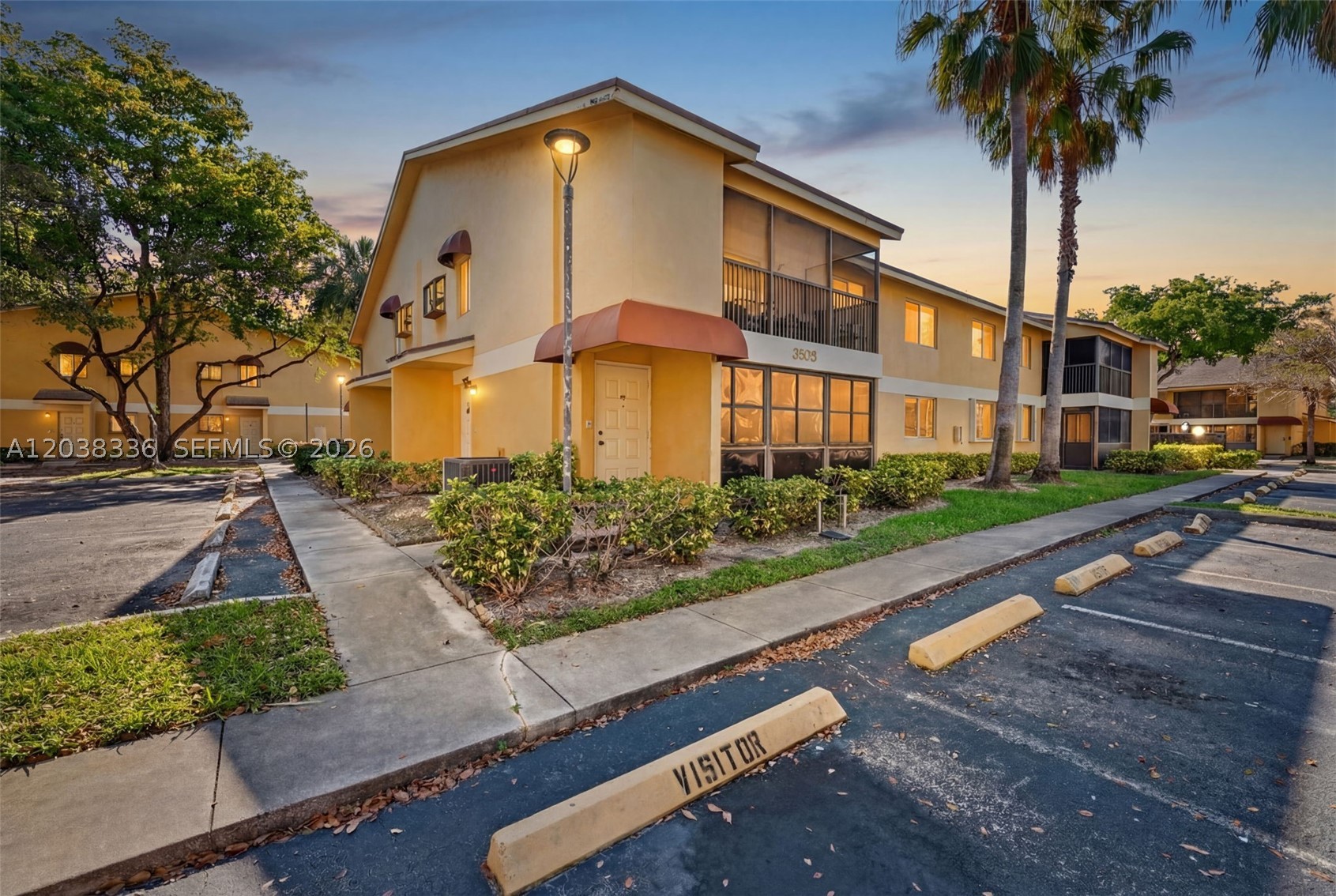 OAKLAND FOREST CLUB CONDO - Residential