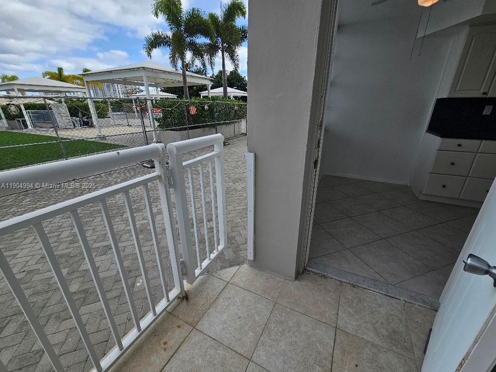 DEL PRADO MARINA - Residential