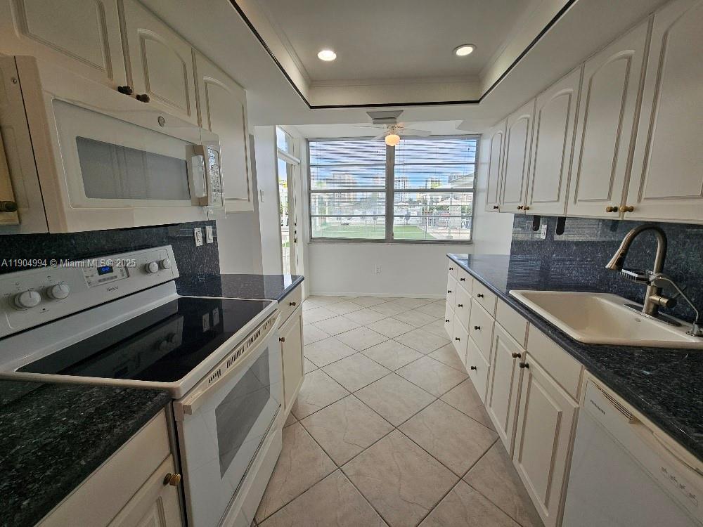 DEL PRADO MARINA - Residential
