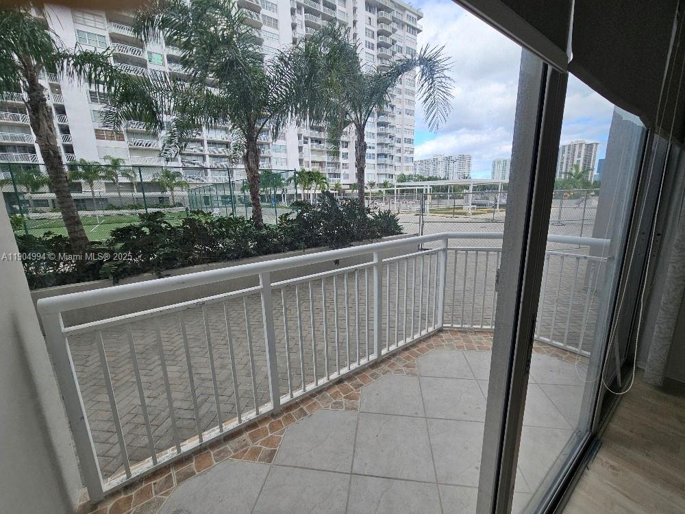 DEL PRADO MARINA - Residential