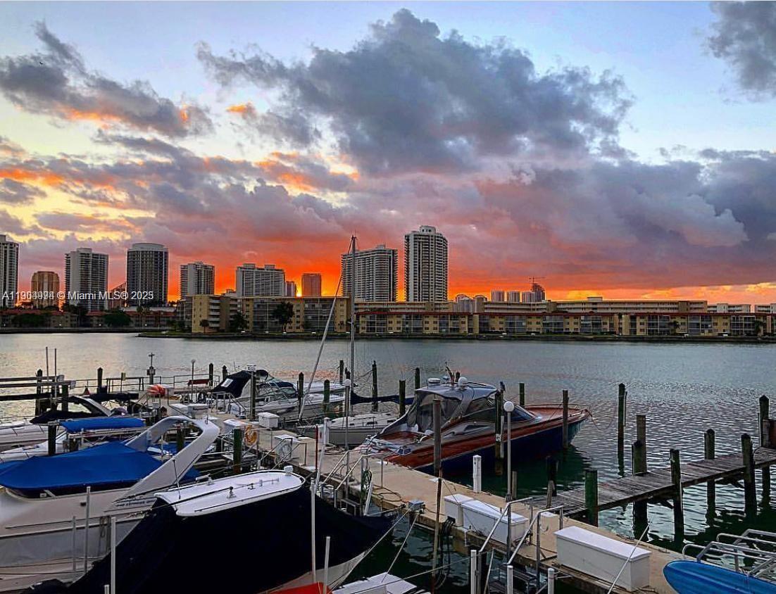 DEL PRADO MARINA - Residential