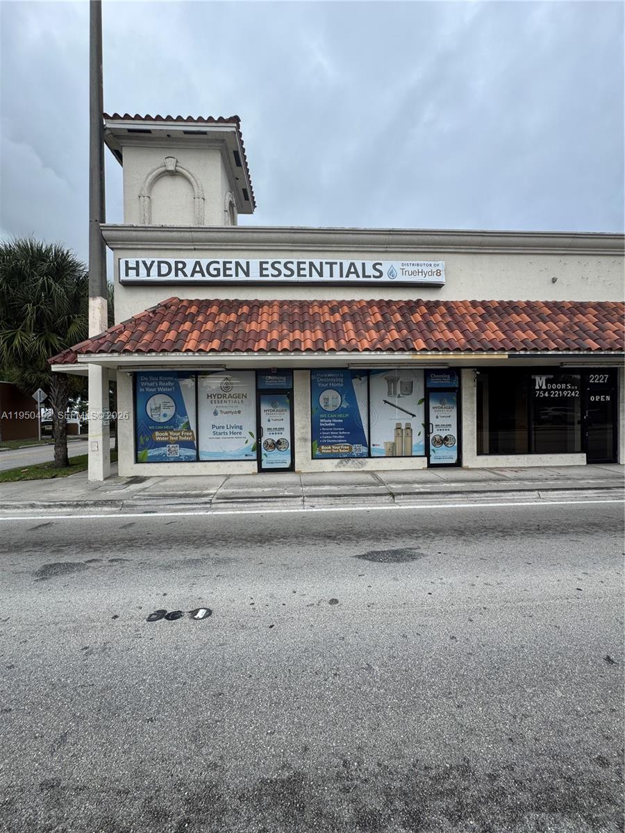 Highly visible 1,624 SF end-cap retail/office opportunity located directly on S Federal Hwy (US-1) in Fort Lauderdale. This versatile space features full glass frontage, abundant natural light, and excellent signage exposure along one of the area’s busiest commercial corridors.
The unit is currently built out with a functional layout including multiple private offices, open work areas, reception, and rear access, allowing for immediate occupancy or easy adaptation to a variety of uses.
Ample parking available in the rear, providing convenience for both staff and clients. Positioned within a well-maintained strip with a strong tenant mix, this location offers consistent traffic flow and accessibility.
Ideal for professional office, medical, retail service, showroom, or specialty concepts seeking visibility and accessibility in a central Fort Lauderdale location.