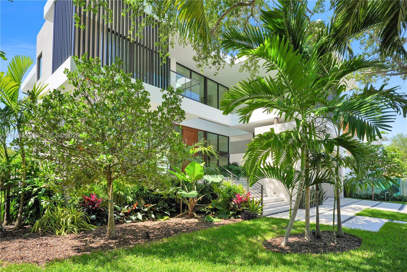 TROPICAL ISLE HOMES SUB 4 - Residential