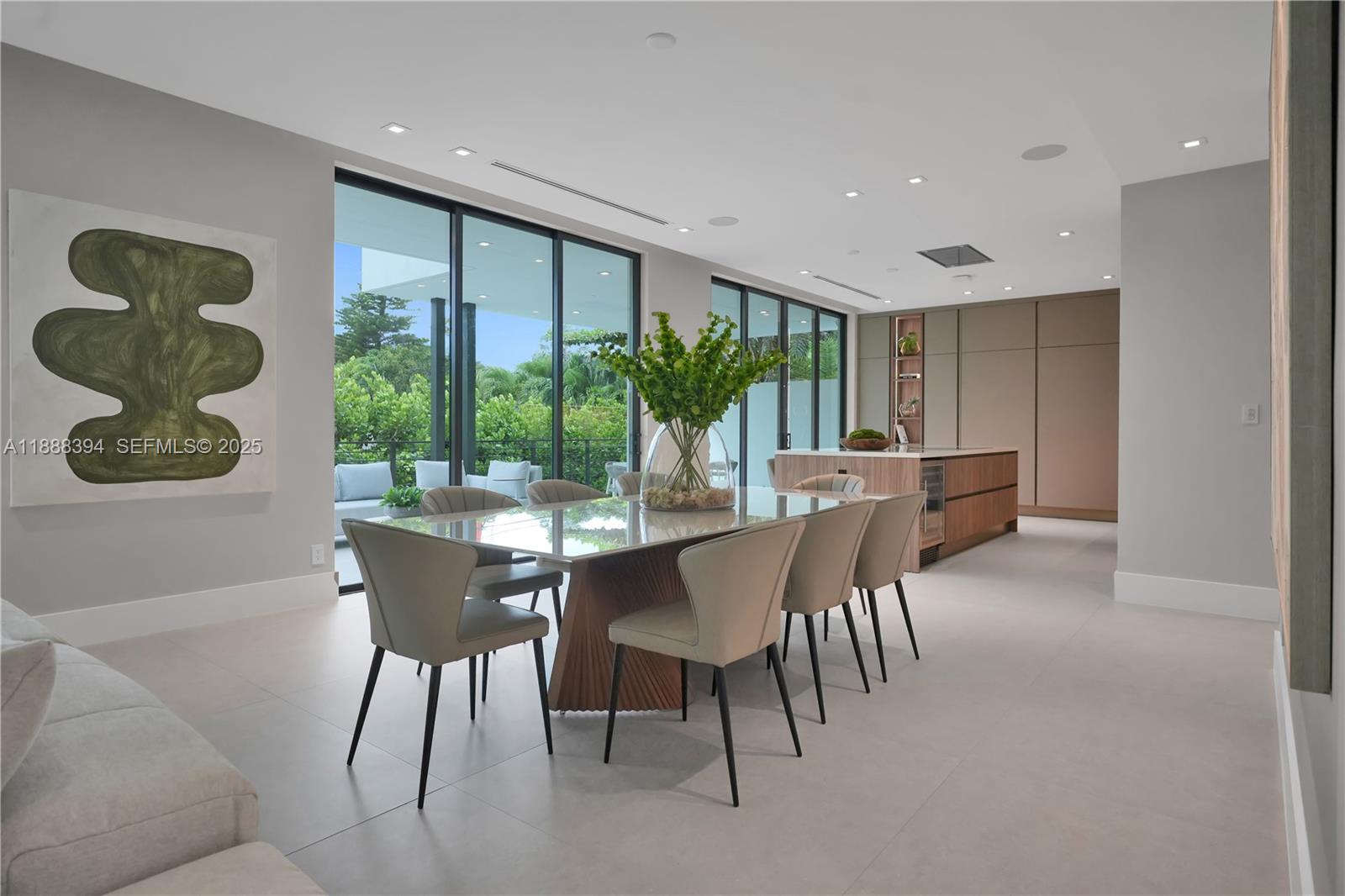 TROPICAL ISLE HOMES SUB 4 - Residential