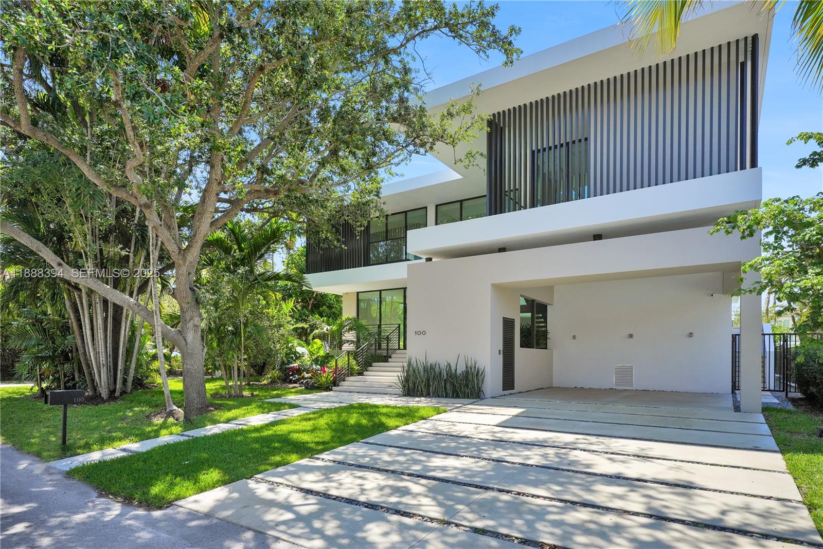 TROPICAL ISLE HOMES SUB 4 - Residential