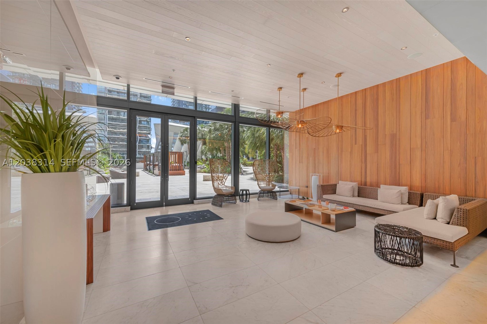 RISE CONDO - Residential Lease
