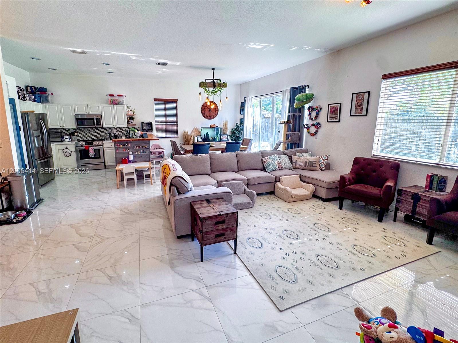 LAKES BY THE BAY KAYE - Residential