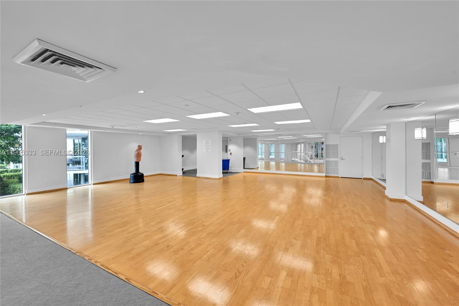 THE ATRIUM AT AVENTURA CO - Residential
