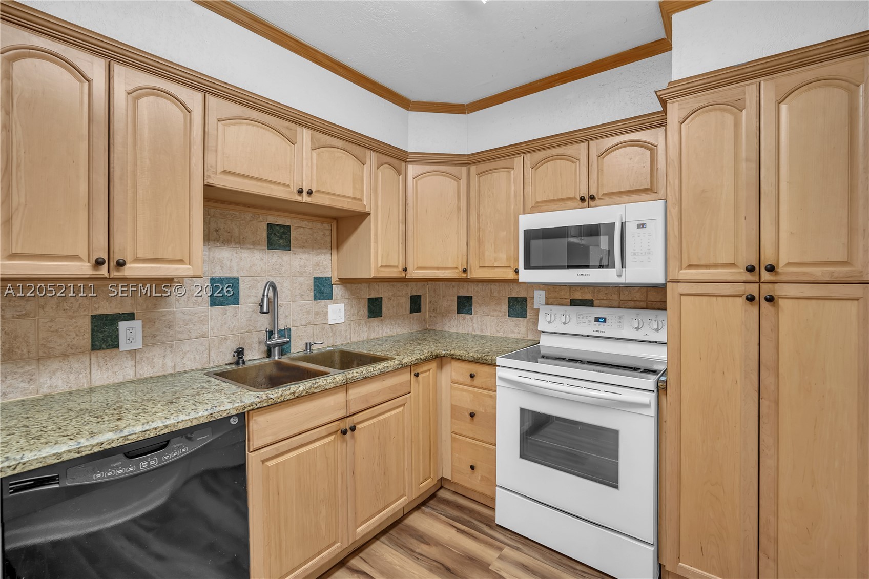 HEMISPHERES CONDO - Residential