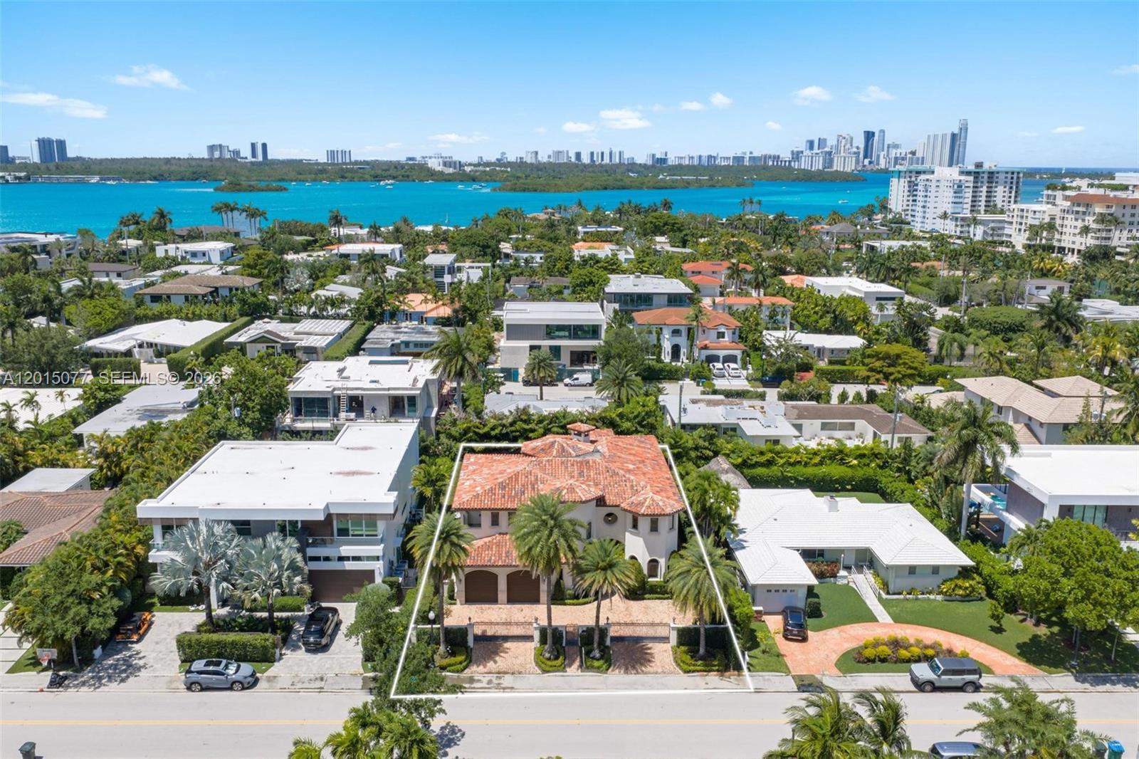 BAY HARBOR ISLAND - Residential