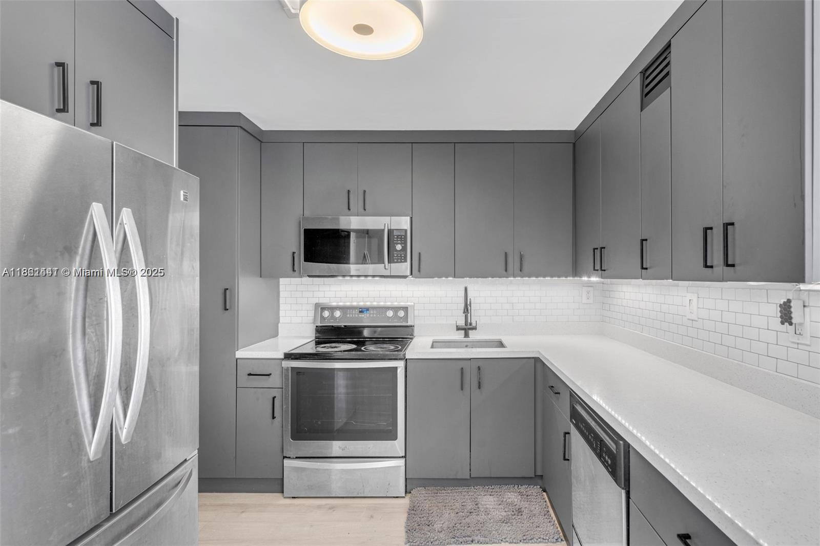 STANTON HOUSE CONDO - Residential