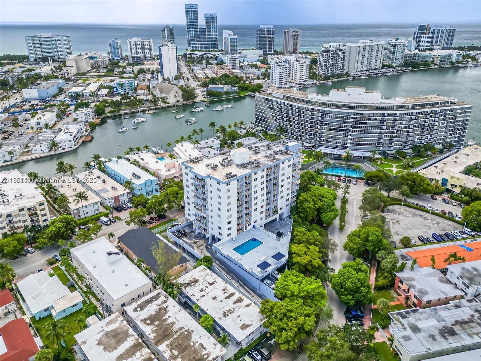 STANTON HOUSE CONDO - Residential