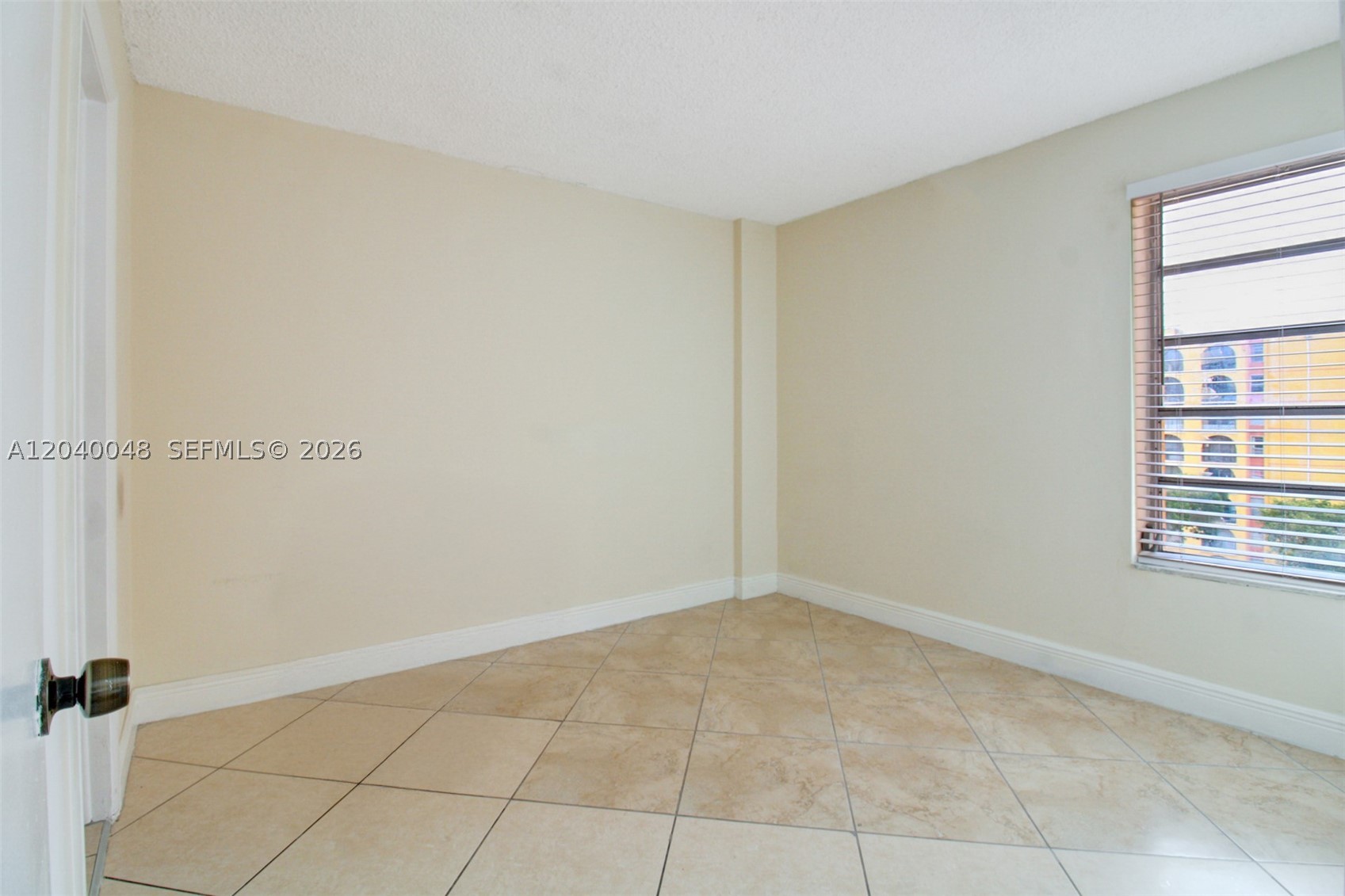 SUNSET VILLAS NO 3 CONDO - Residential Lease