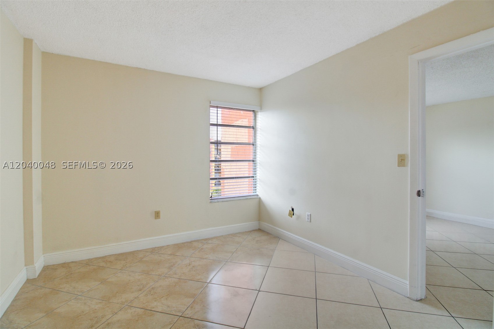 SUNSET VILLAS NO 3 CONDO - Residential Lease