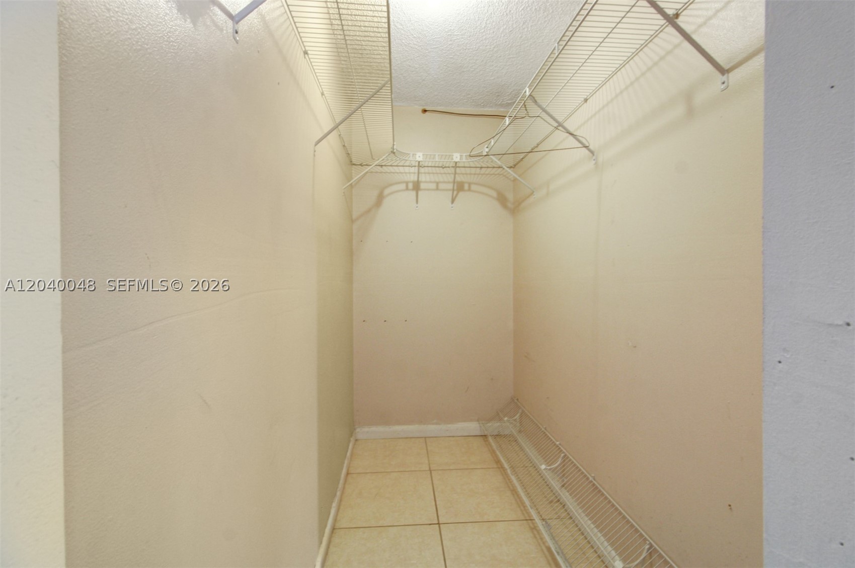 SUNSET VILLAS NO 3 CONDO - Residential Lease