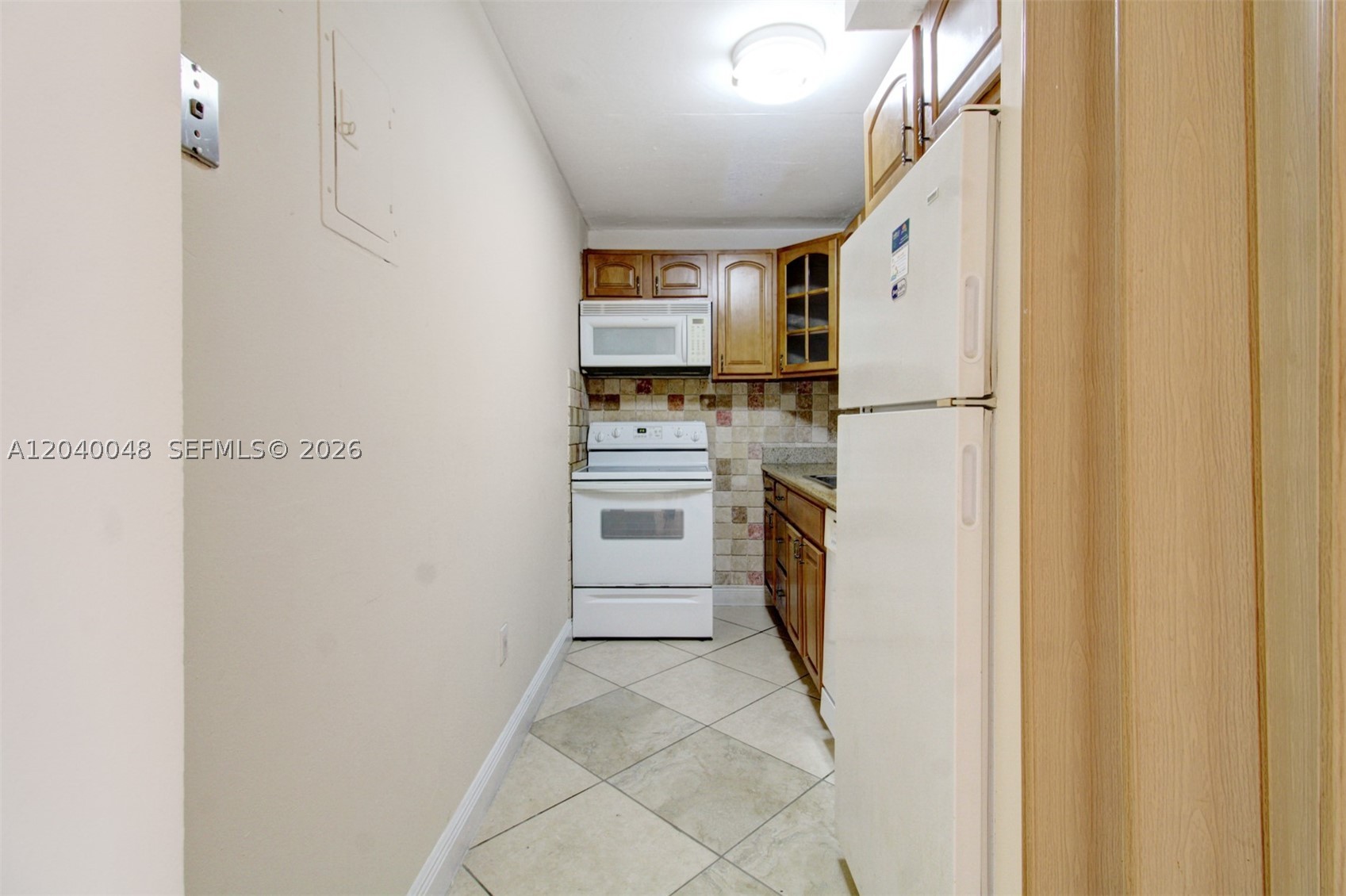 SUNSET VILLAS NO 3 CONDO - Residential Lease