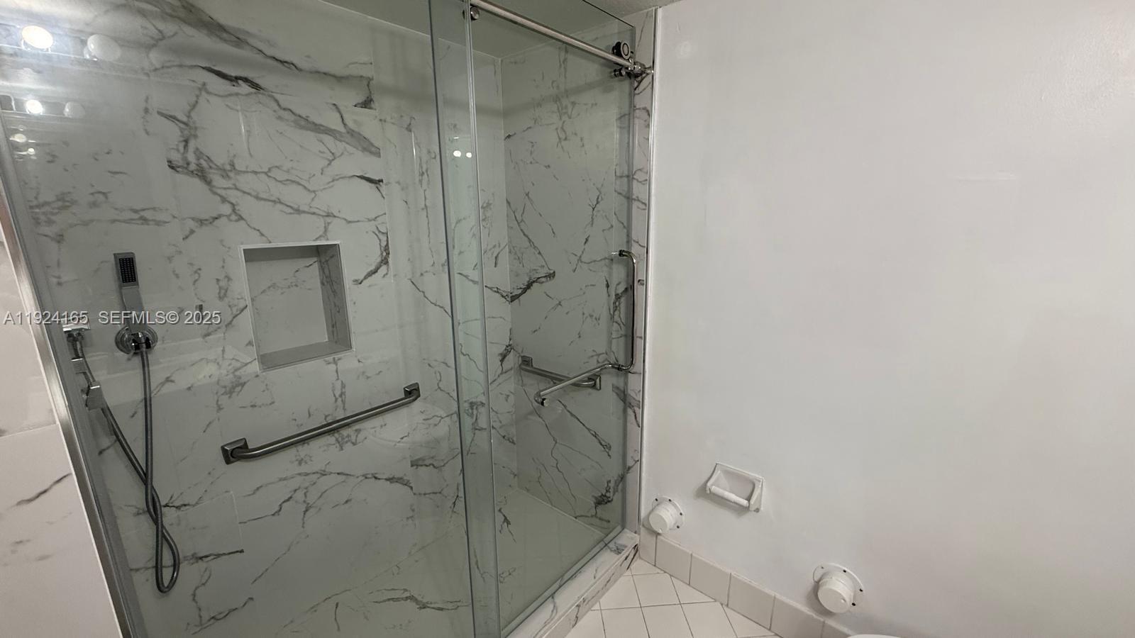 VENETIA GARDENS CONDO - Residential Lease