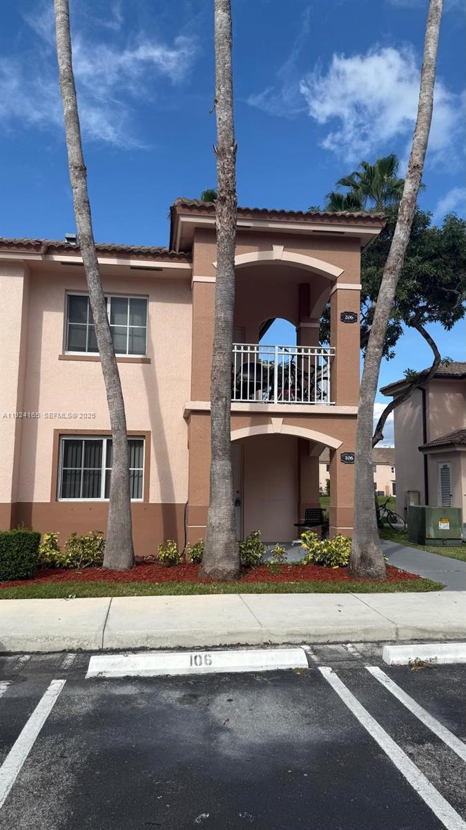 VENETIA GARDENS CONDO - Residential Lease