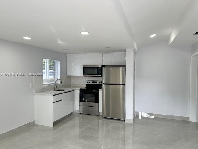 HIGHLAND SQUARE - Residential