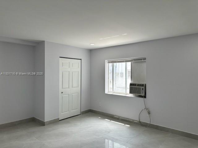 HIGHLAND SQUARE - Residential
