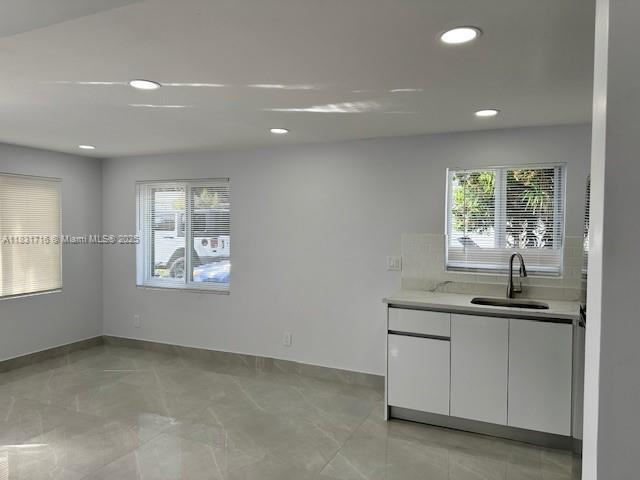 HIGHLAND SQUARE - Residential