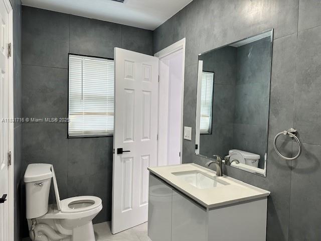 HIGHLAND SQUARE - Residential