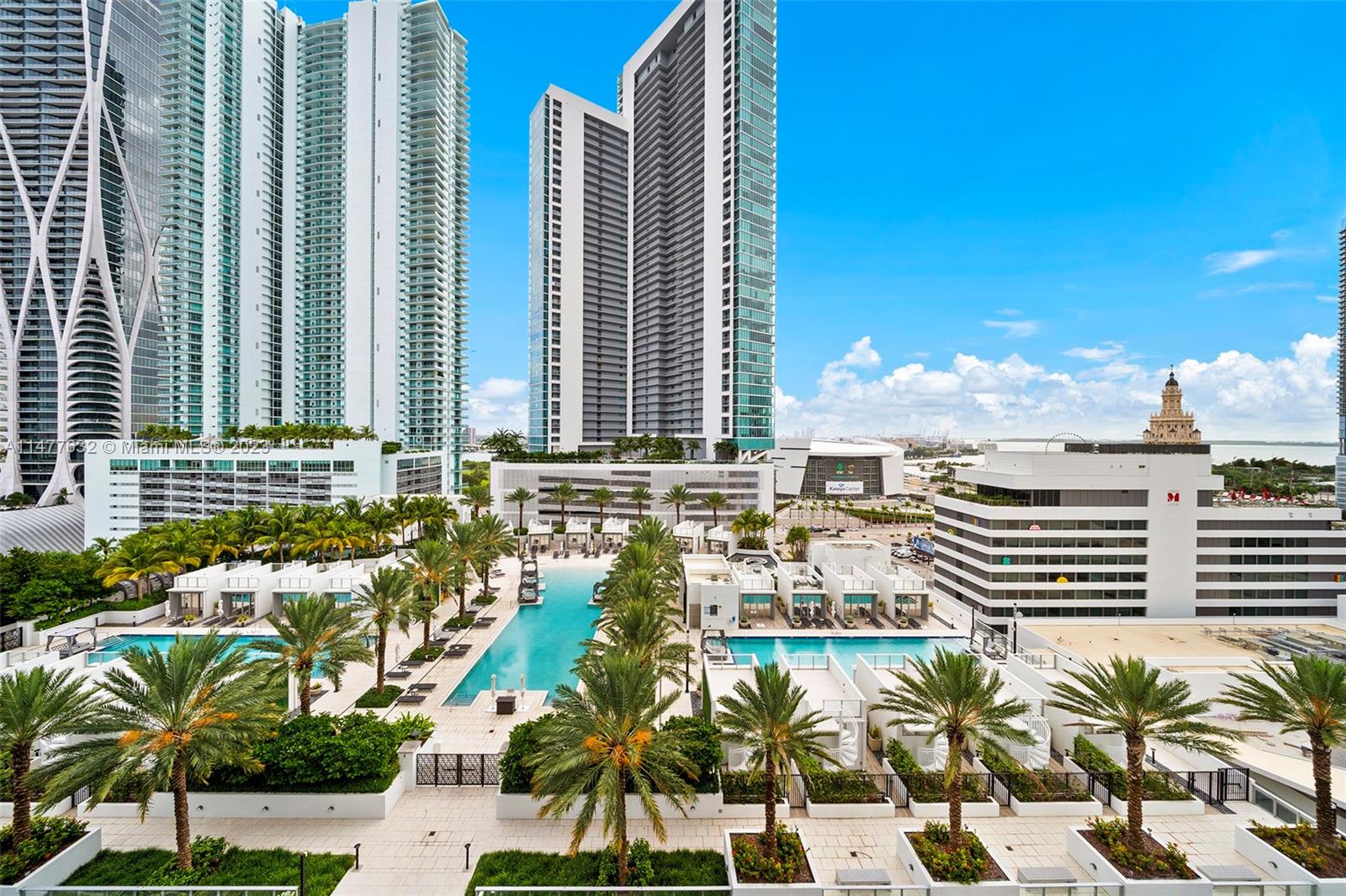 PARAMOUNT MIAMI WORLDCENT - Residential Lease