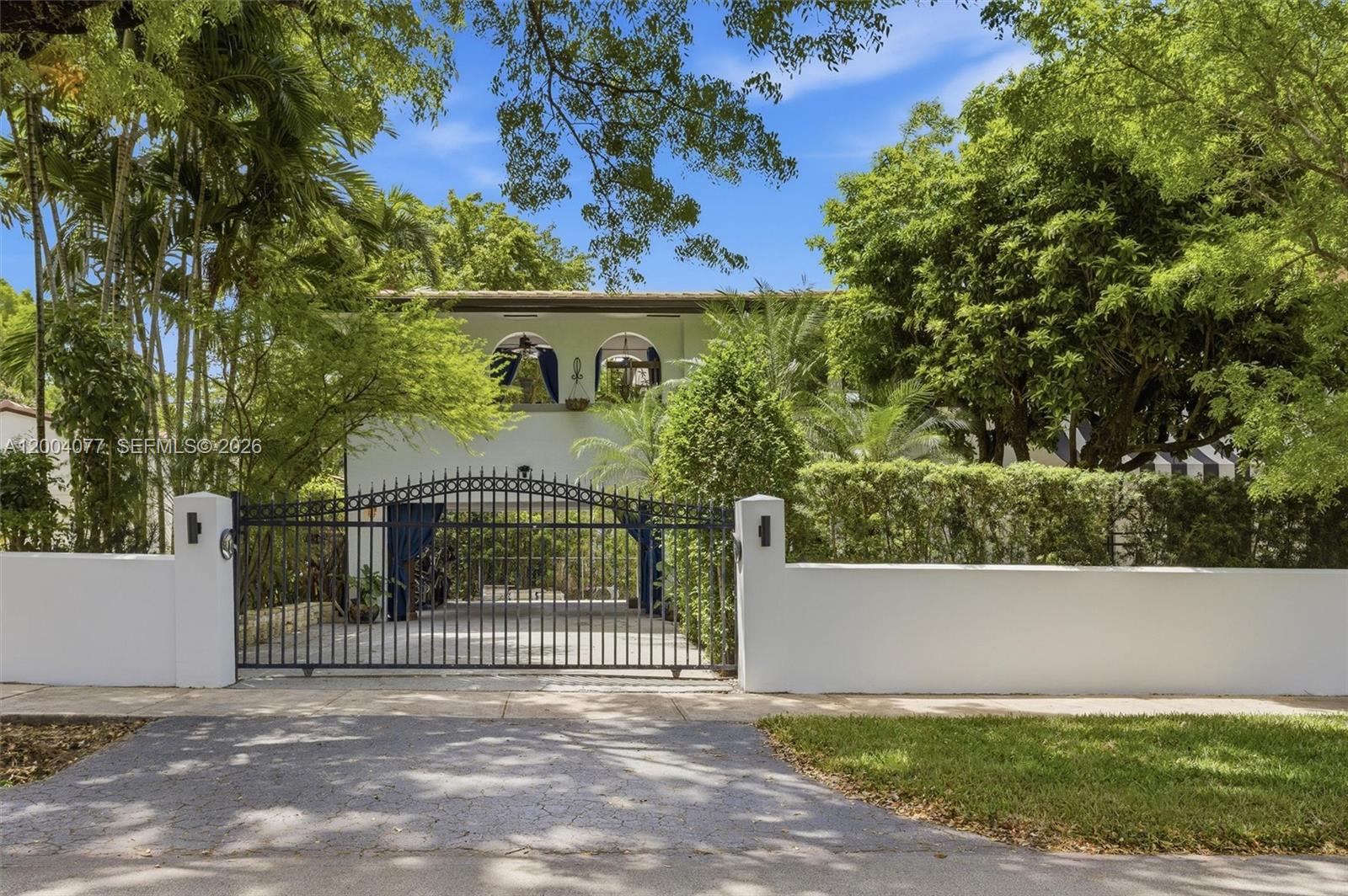 CORAL GABLES GRANADA SEC - Residential