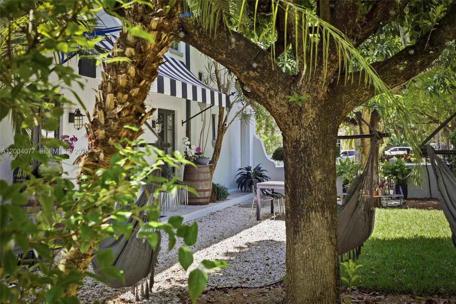 CORAL GABLES GRANADA SEC - Residential