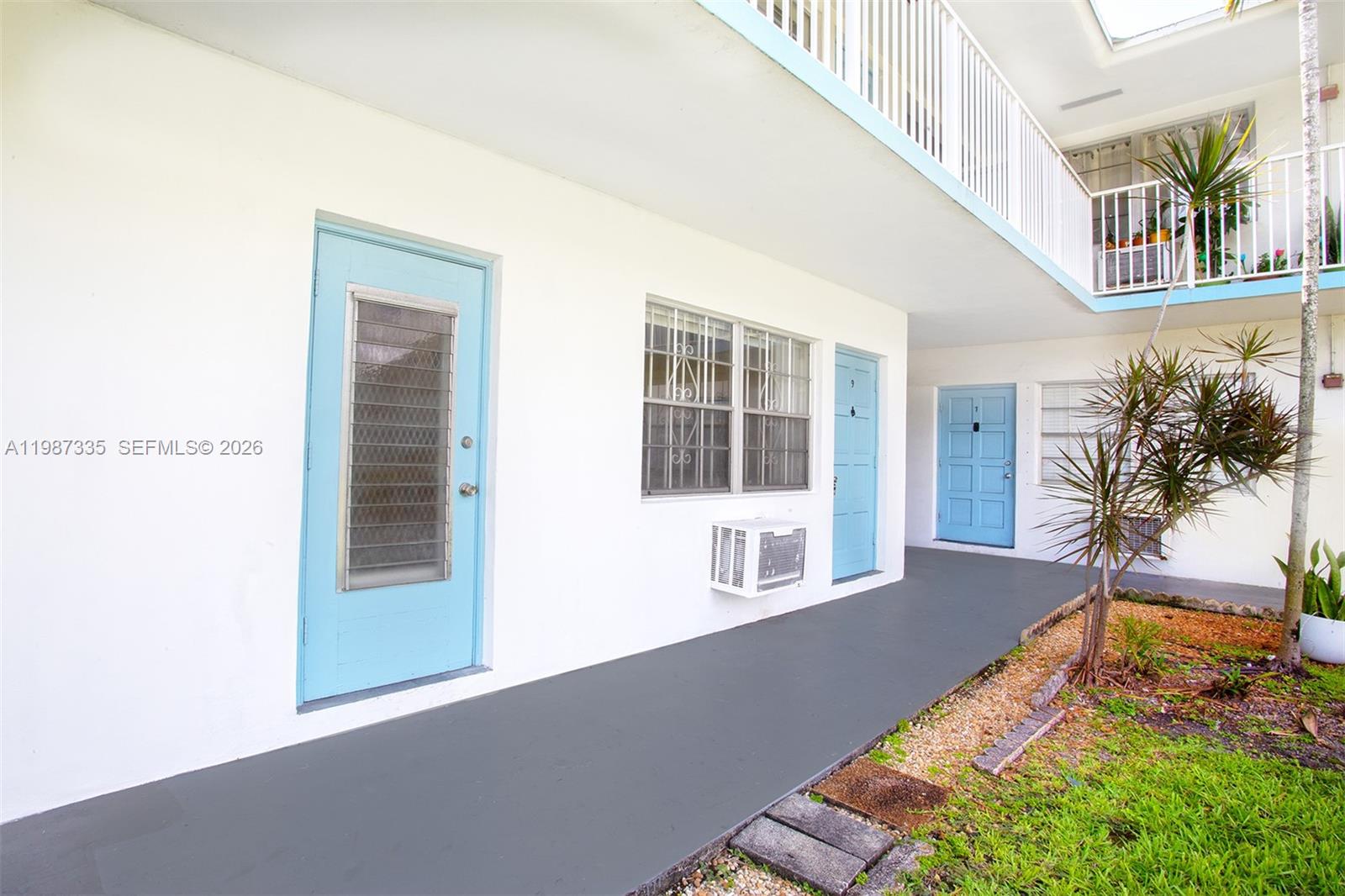 Pell Manor Condominium II - Residential