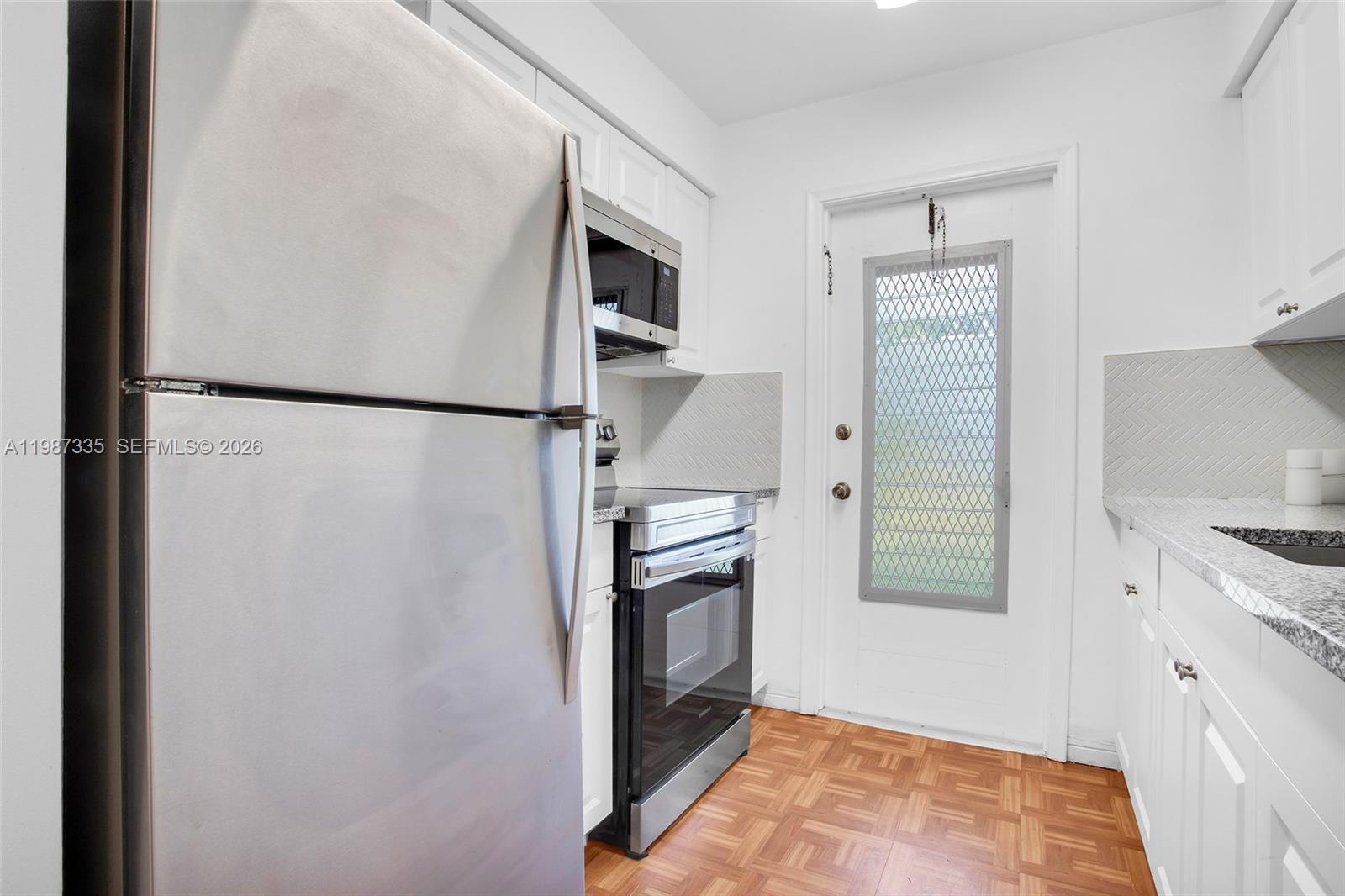Pell Manor Condominium II - Residential