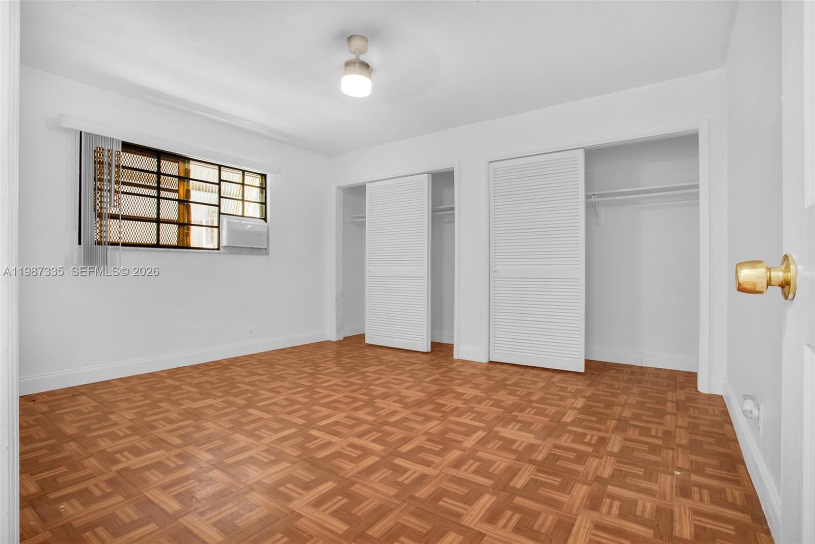 Pell Manor Condominium II - Residential