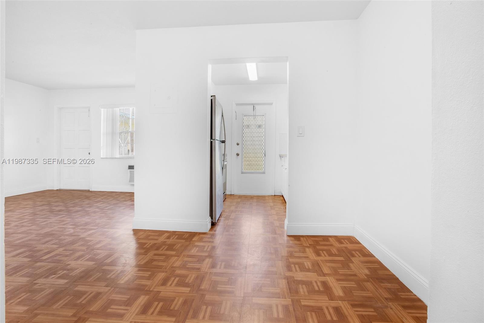 Pell Manor Condominium II - Residential