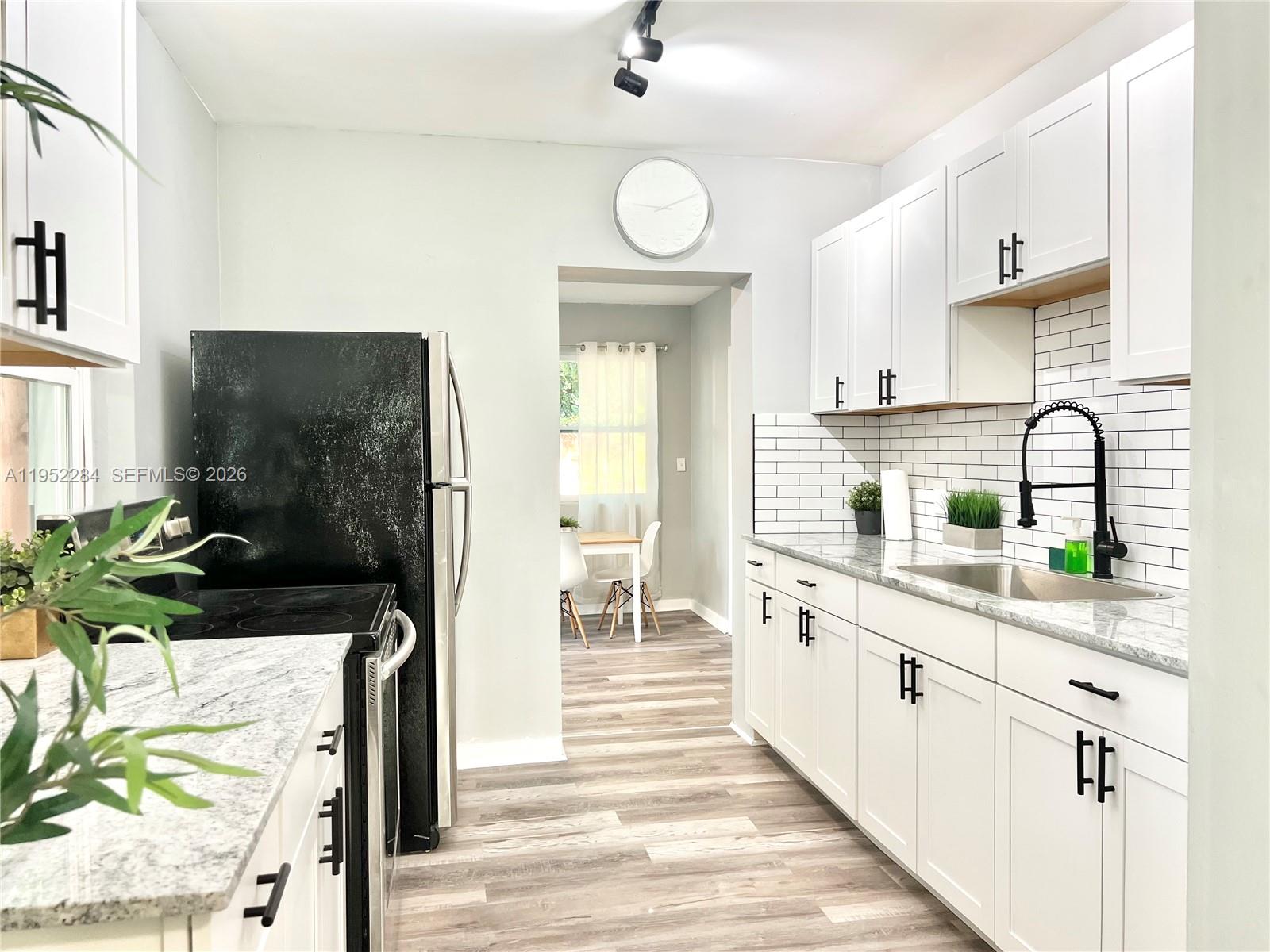 FIRST ADD TO TUSKEGEE PAR - Residential