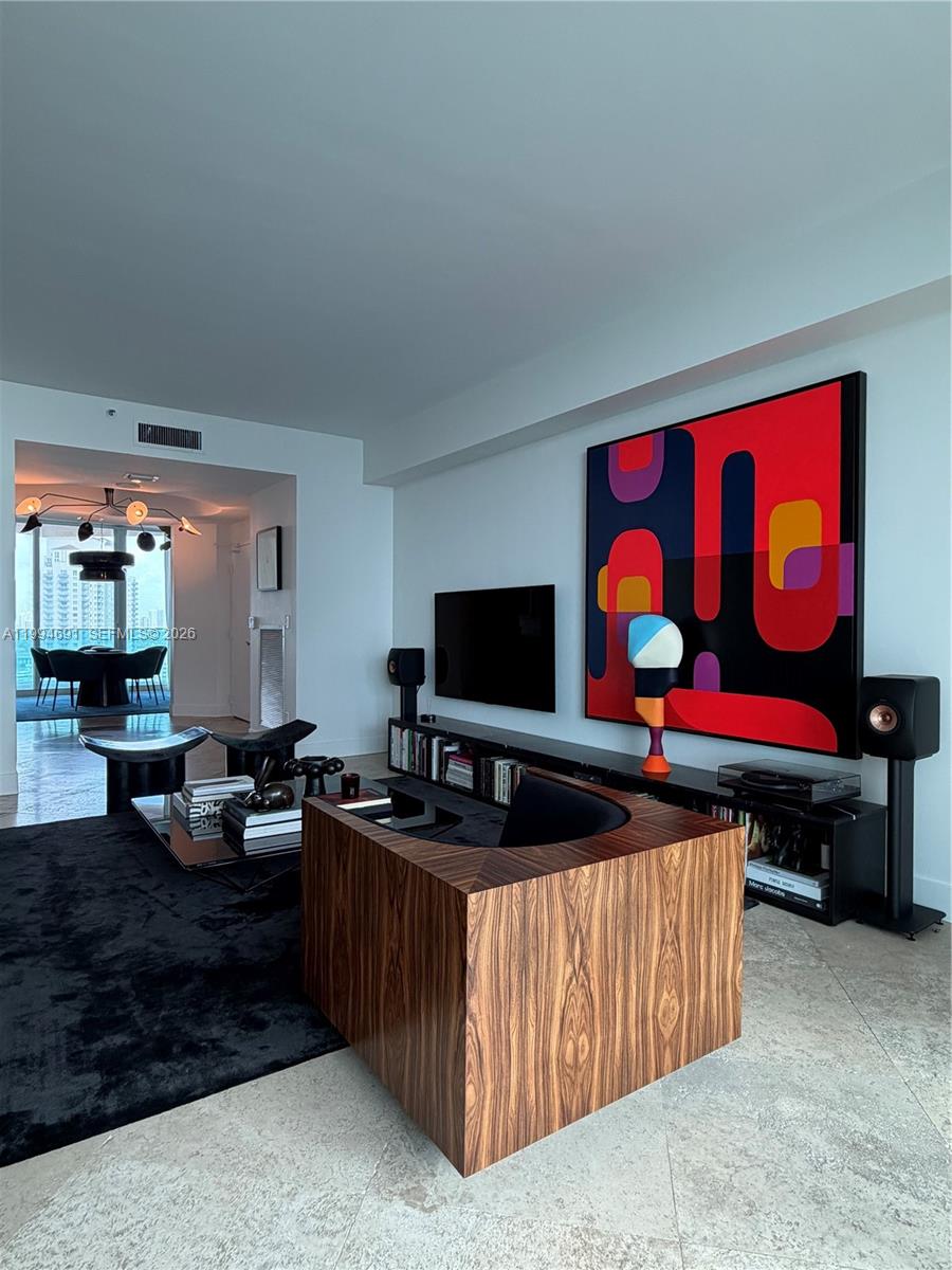PORTOFINO TOWER - Residential Lease