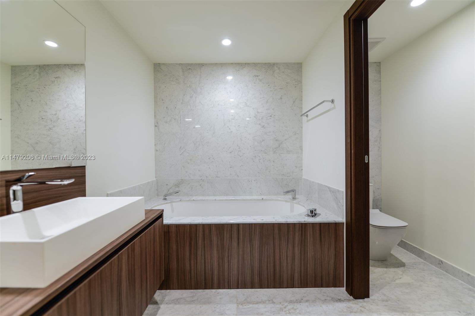 BRICKELL FLATIRON CONDO - Residential Lease