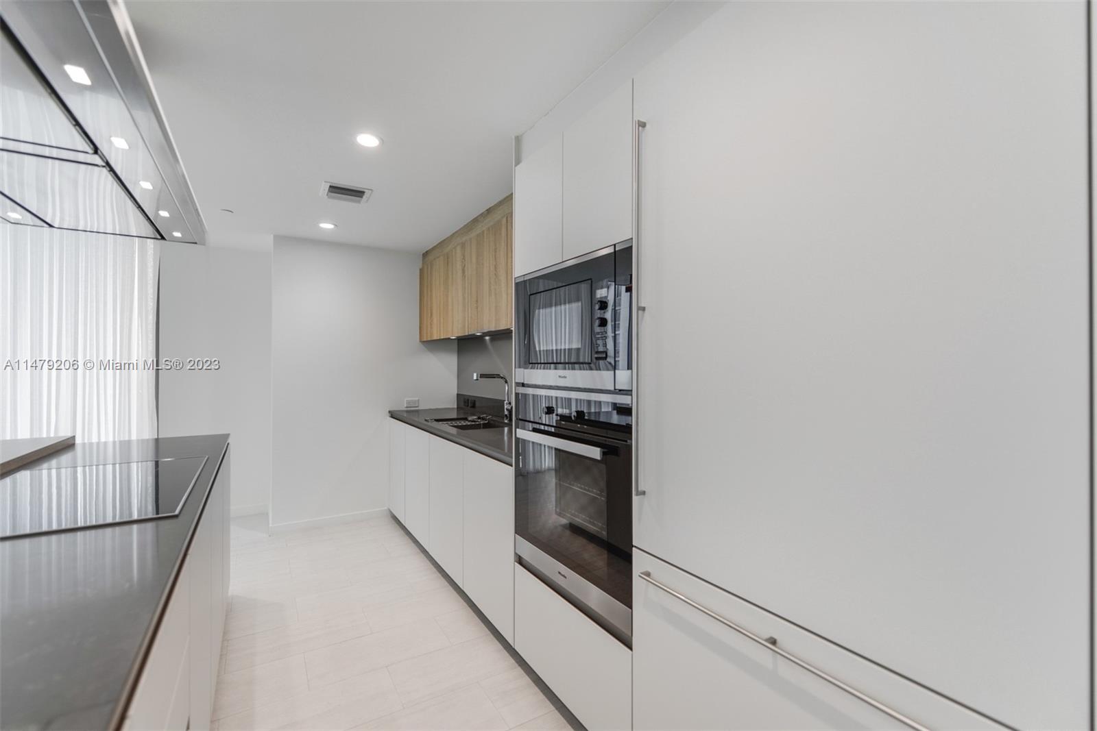 BRICKELL FLATIRON CONDO - Residential Lease