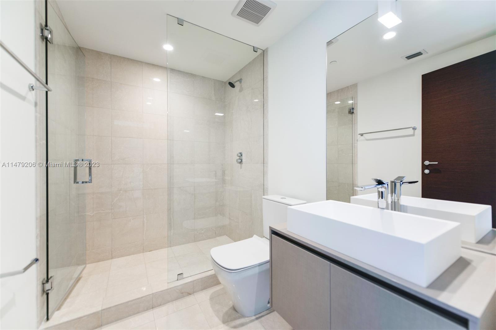 BRICKELL FLATIRON CONDO - Residential Lease