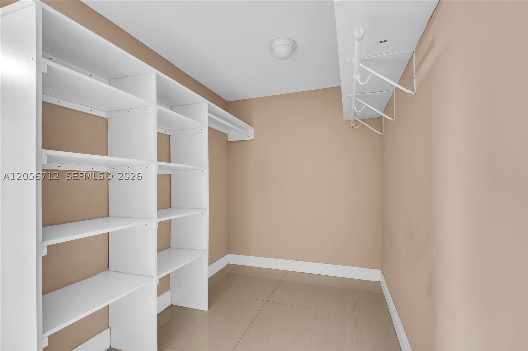 TOWN SQUARE CONDO - Residential