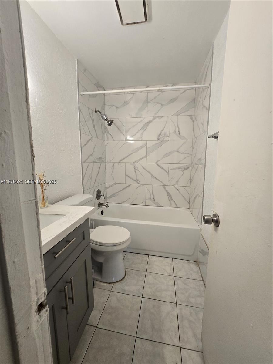 NORTH WEST LAUDERDALE ADD - Residential Lease