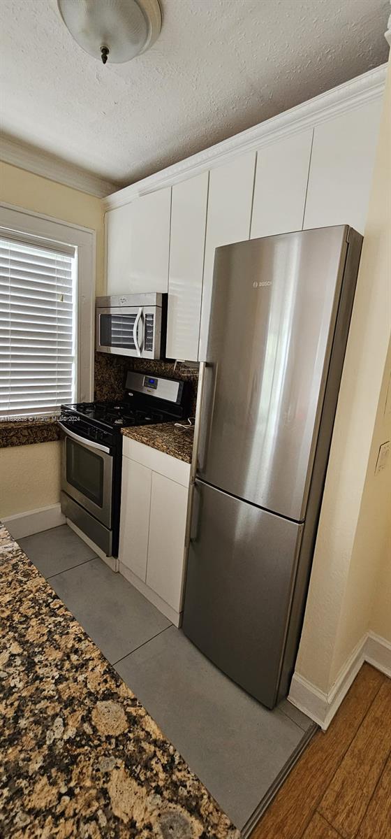 MONTERREY CONDO - Residential Lease
