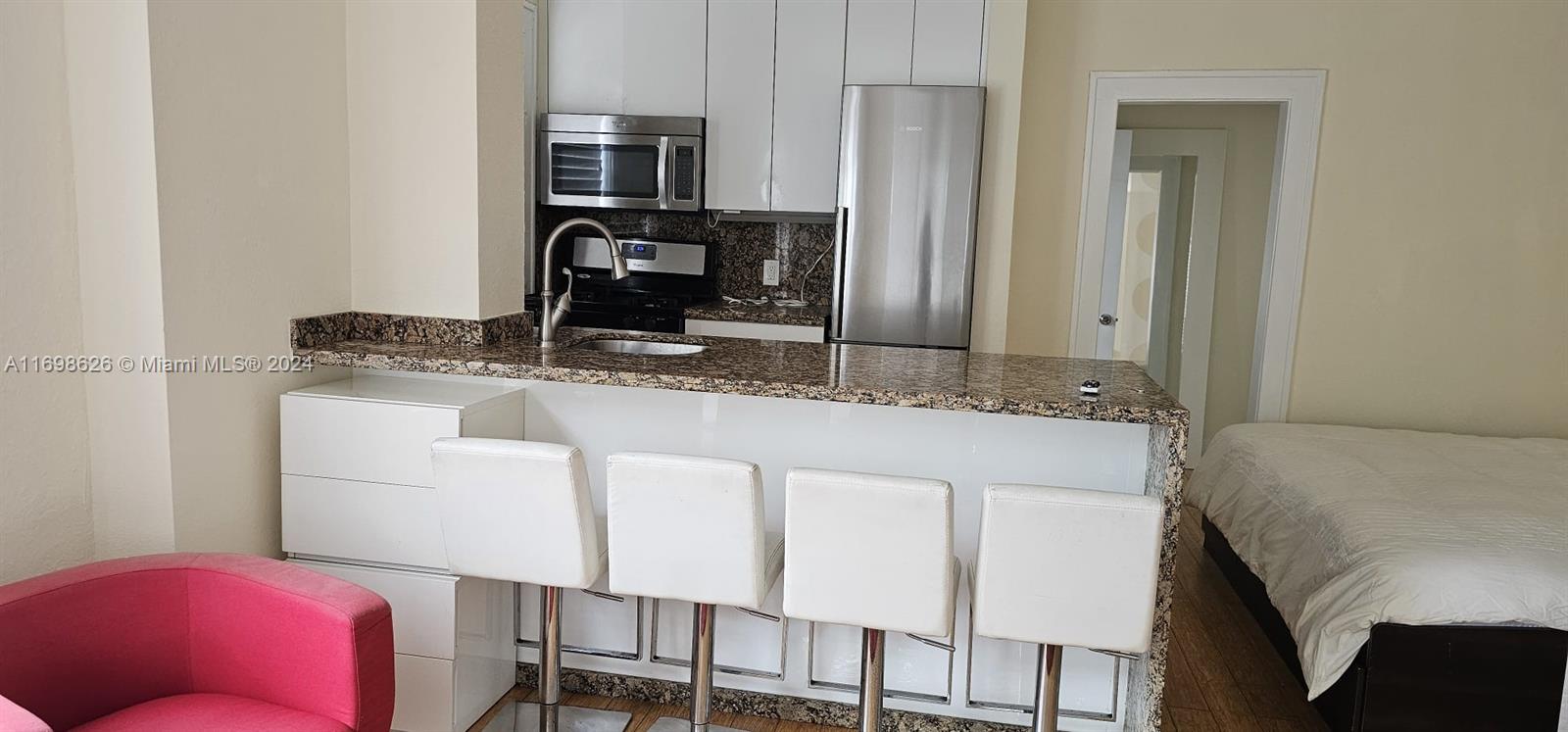 MONTERREY CONDO - Residential Lease