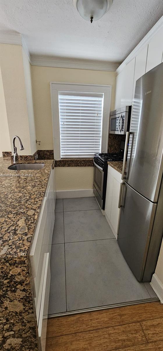 MONTERREY CONDO - Residential Lease