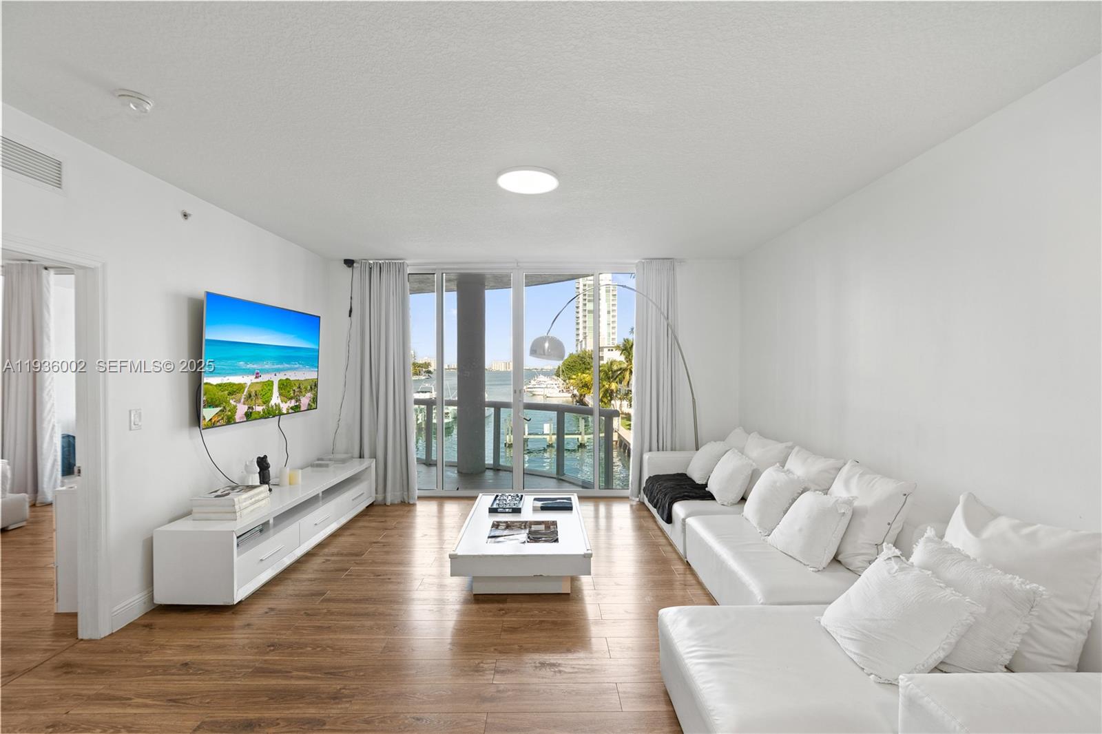 360 CONDO C - Residential