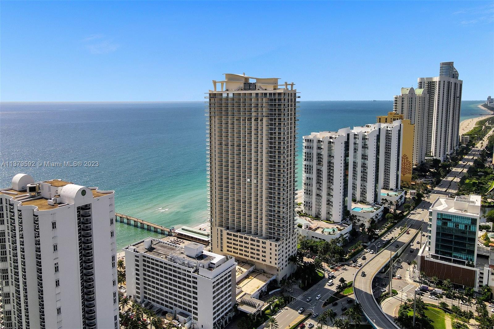 LA PERLA CONDO - Residential Lease