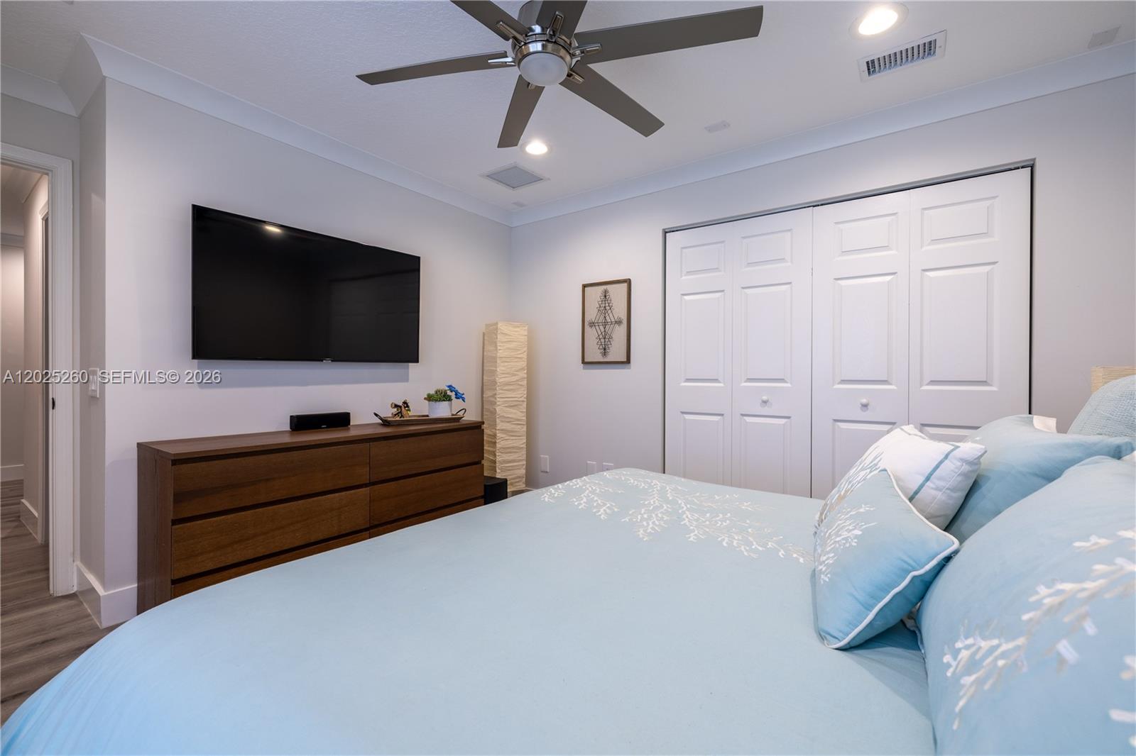 CANYON LAKES 6 - Residential Lease