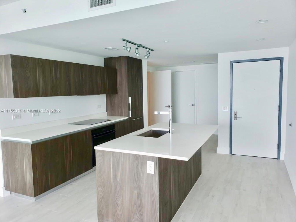 ONE PARAISO CONDO - Residential