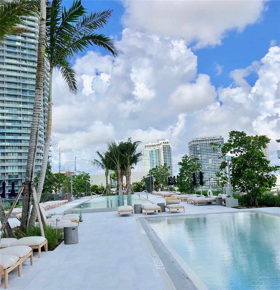 ONE PARAISO CONDO - Residential